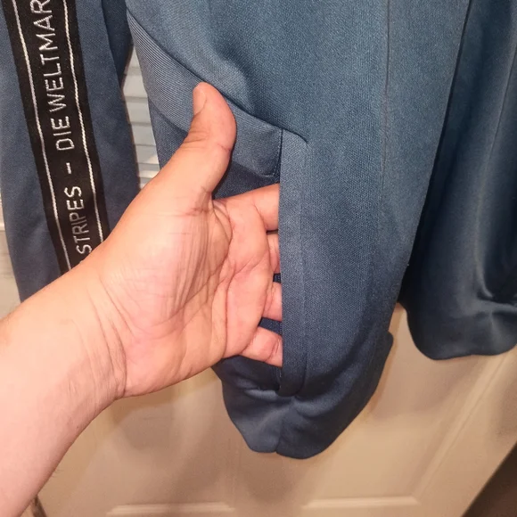 Adidas full zip up windbreaker jacket - Picture 5 of 15